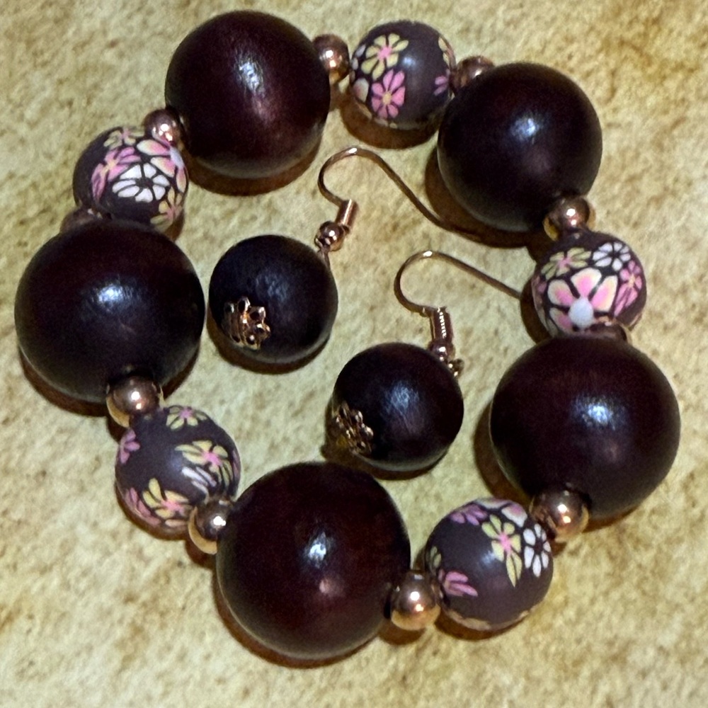 Floral Dark Brown Wood and Floral Clay Beaded Earrings and Bracelet Set